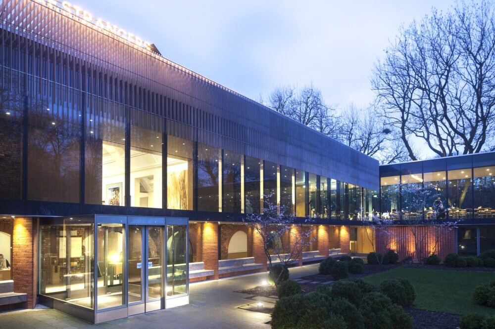 GEZE UK’s entrance for the Whitworth Gallery is a work of art