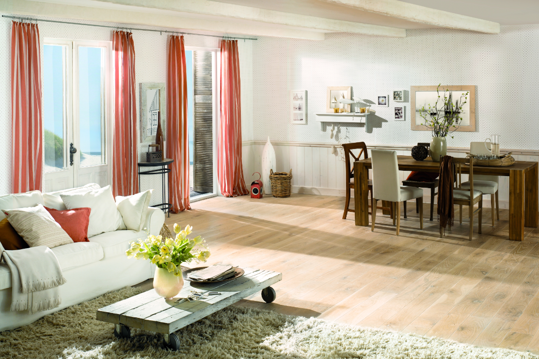 WOOD FINISHES FEATURE
