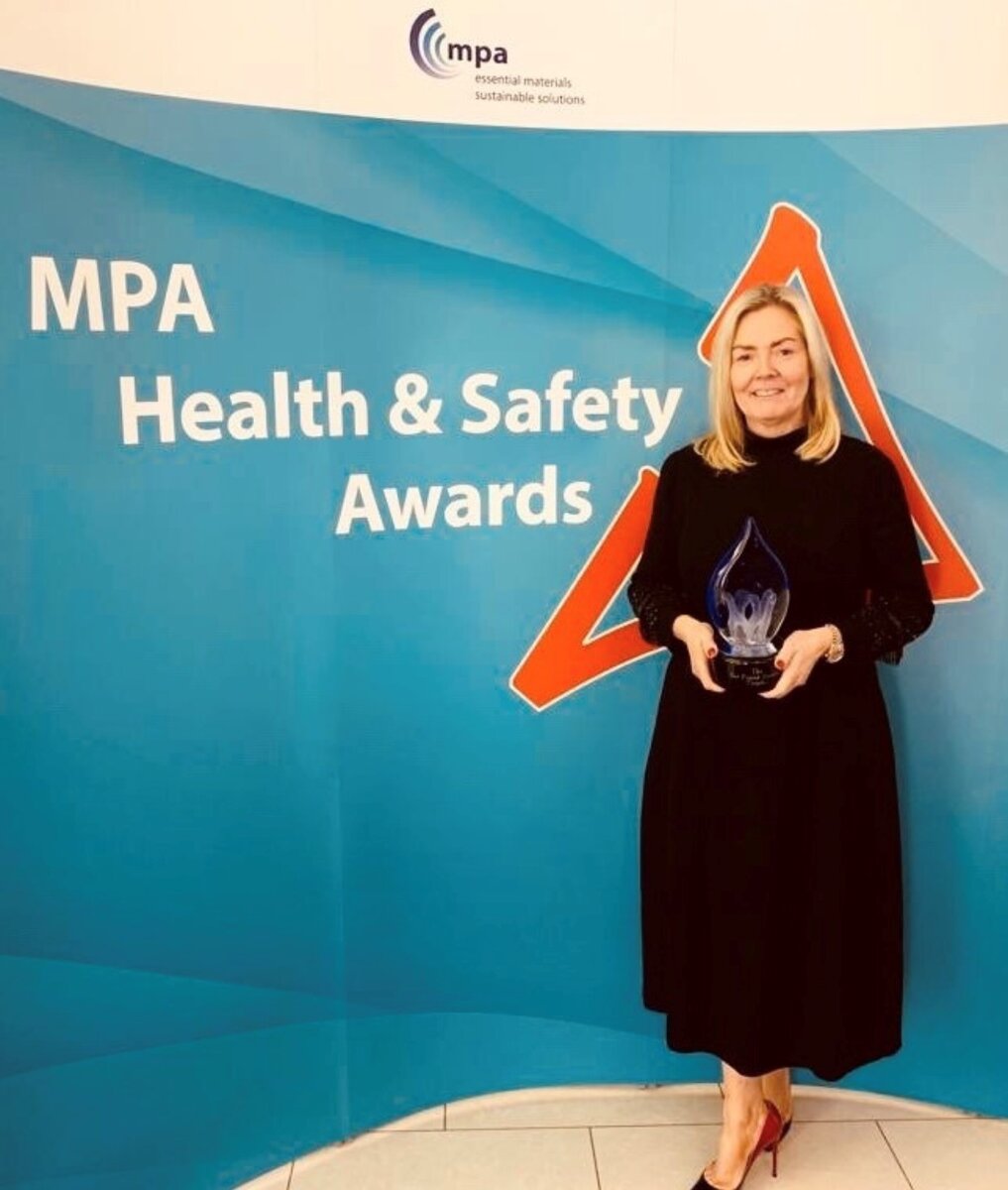 The prestigious Sir Frank Davies Trophy awarded to O’Donovan Waste at the MPA Awards @OdonovanWaste