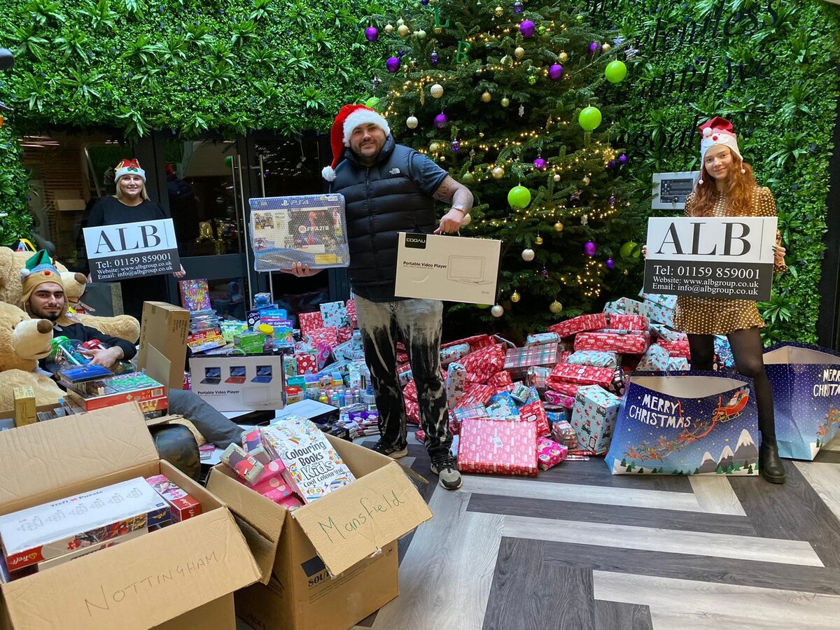 Property developer delivers Christmas cheer to children in hospital @ALBNottingham