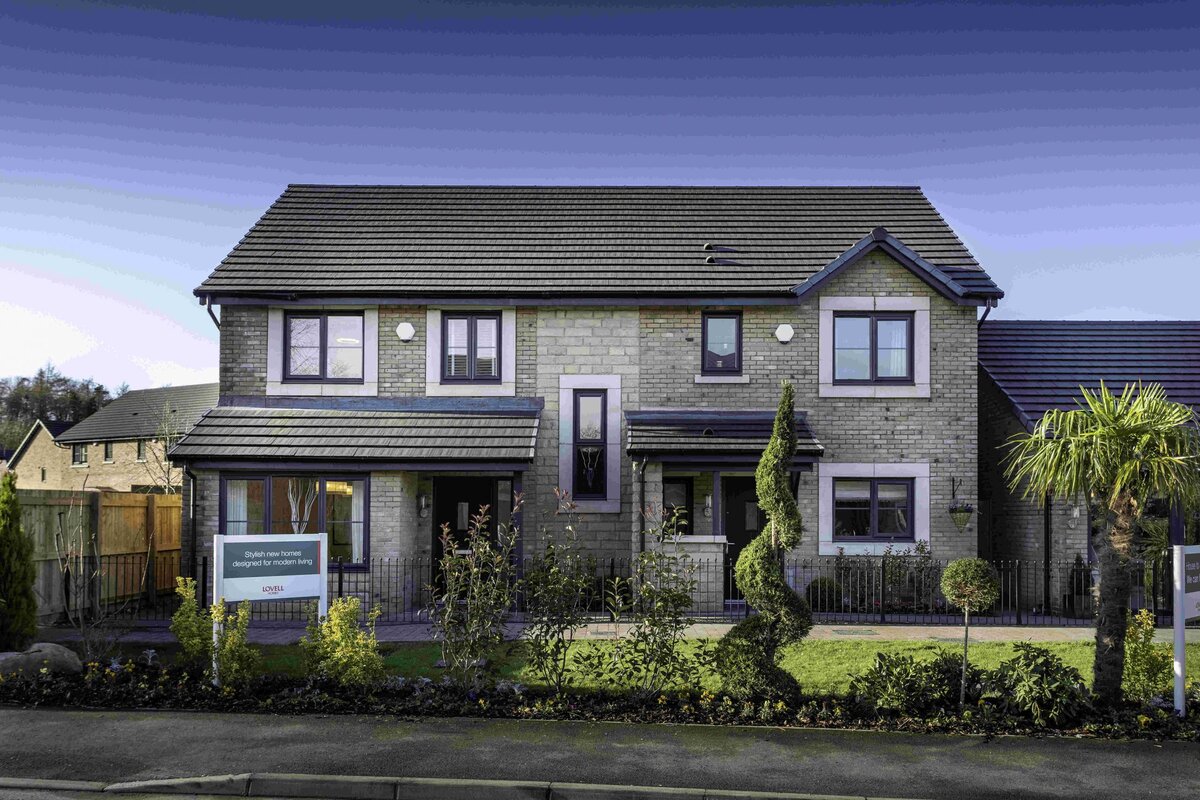 CUMBRIAN HOUSE HUNTERS GRILL MORTGAGE EXPERTS AS NEW COCKERMOUTH COMMUNITY OPENS @Lovell_UK