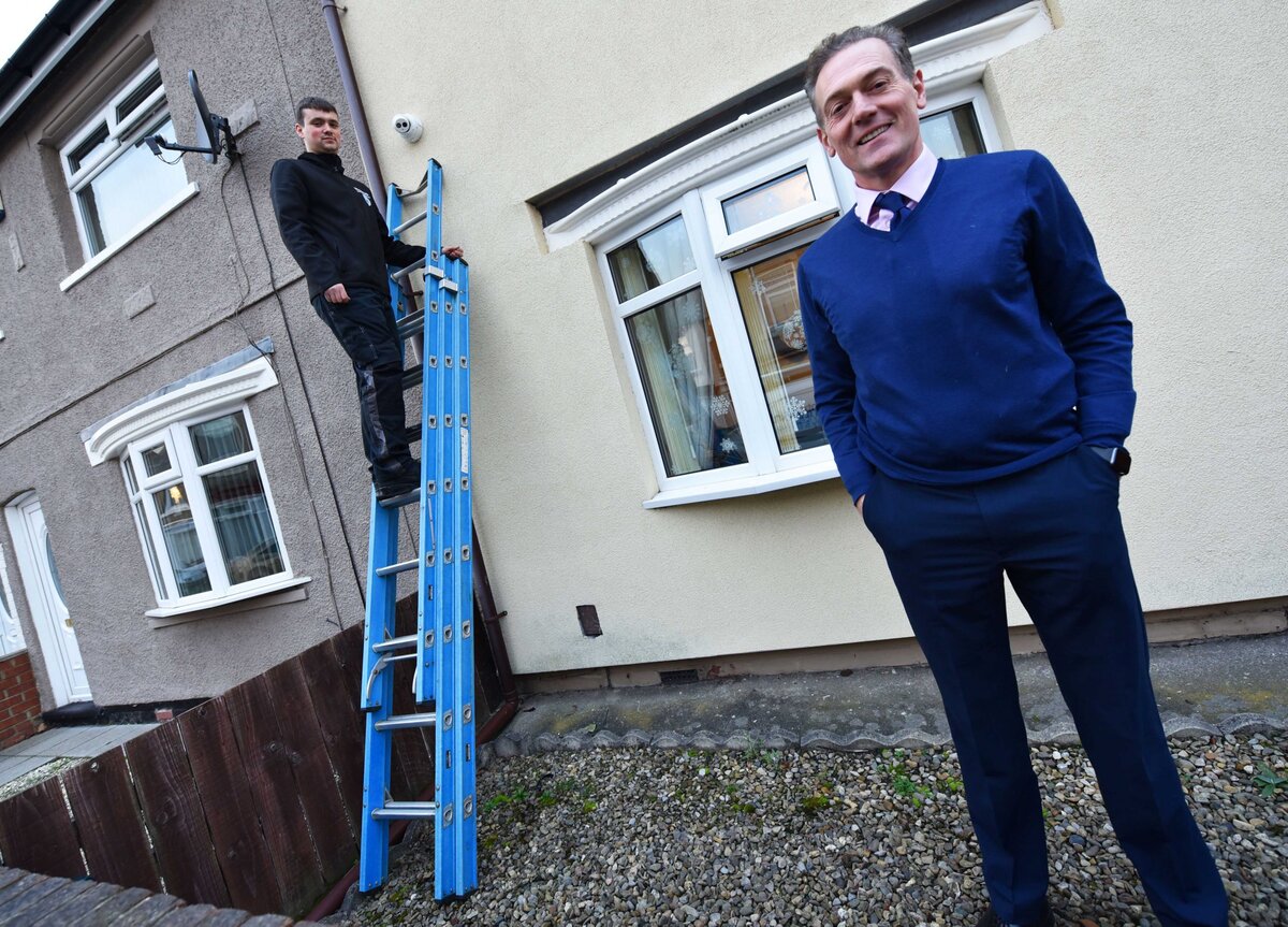 CRIME FIGHT BOOST AS FIRST GRANT-BACKED CCTV INSTALLED @MbroCouncil