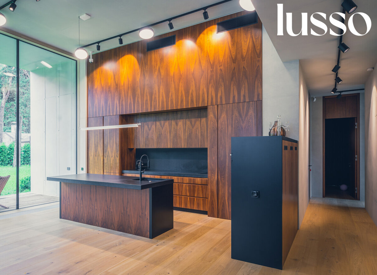 Lusso Bentley Flooring – A Cheaper Alternative to Karndean & Amtico