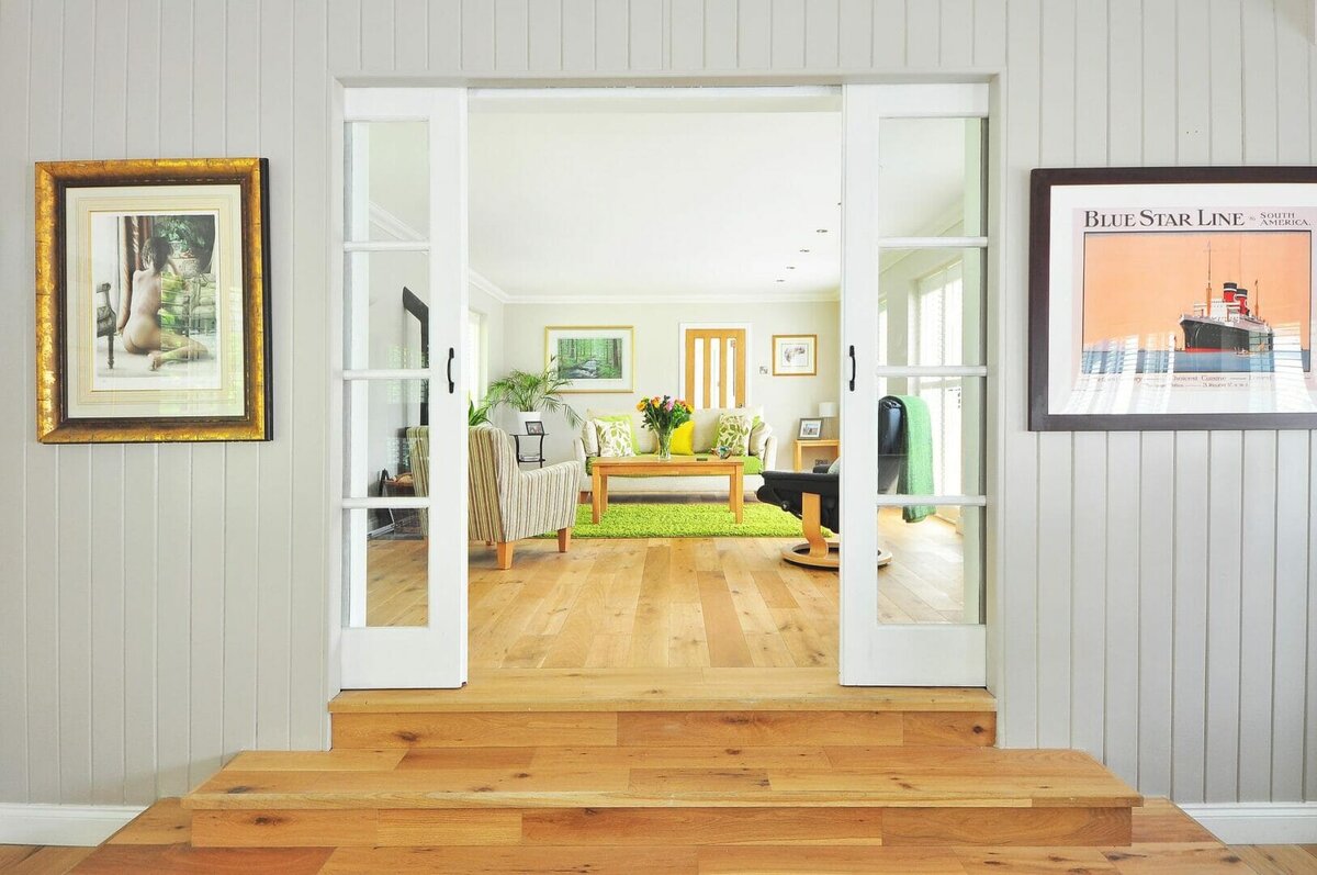 Decorate Your Way to a Visually Larger Home