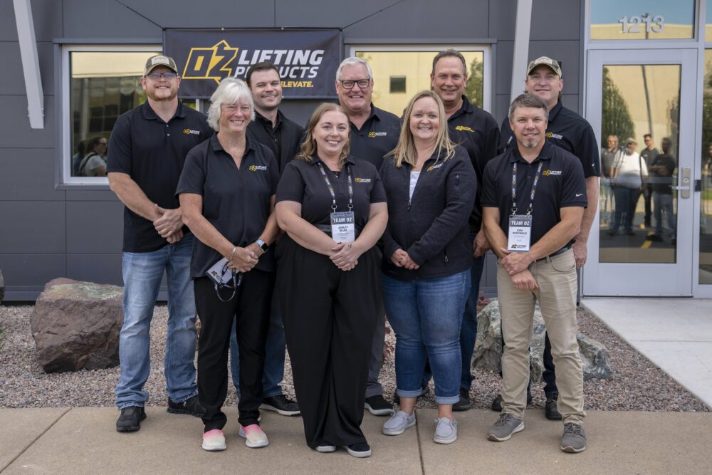 OZ Lifting Welcomes Dignitaries and Special Guests at Grand Opening