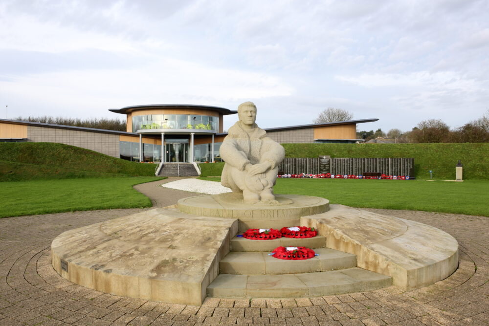 GEZE UK creates uplifting entrance for Spitfire-shaped building