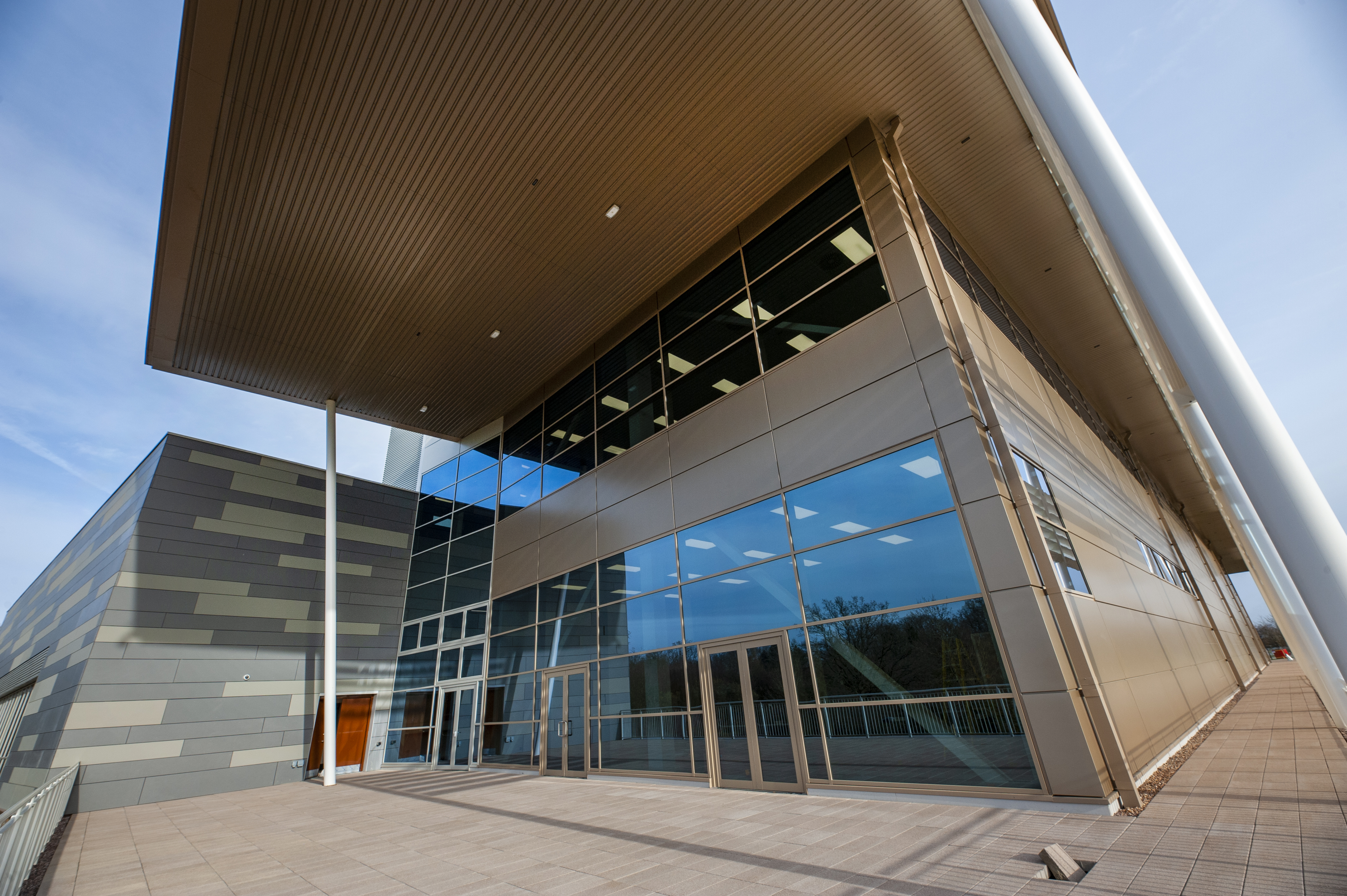 Waterloo delivers fresh air to new £50m sports hub at the University of Warwick