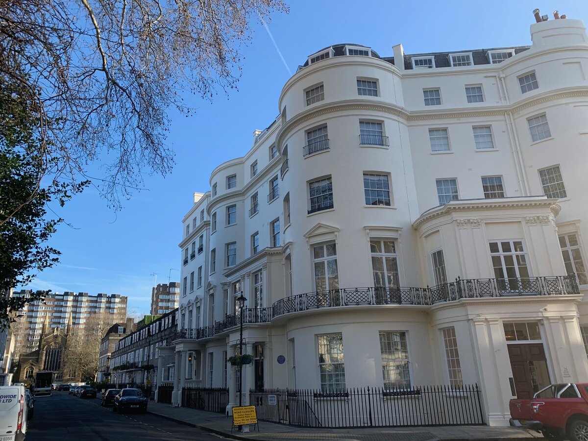 Gunning London abseils to success in prestigious London residence
