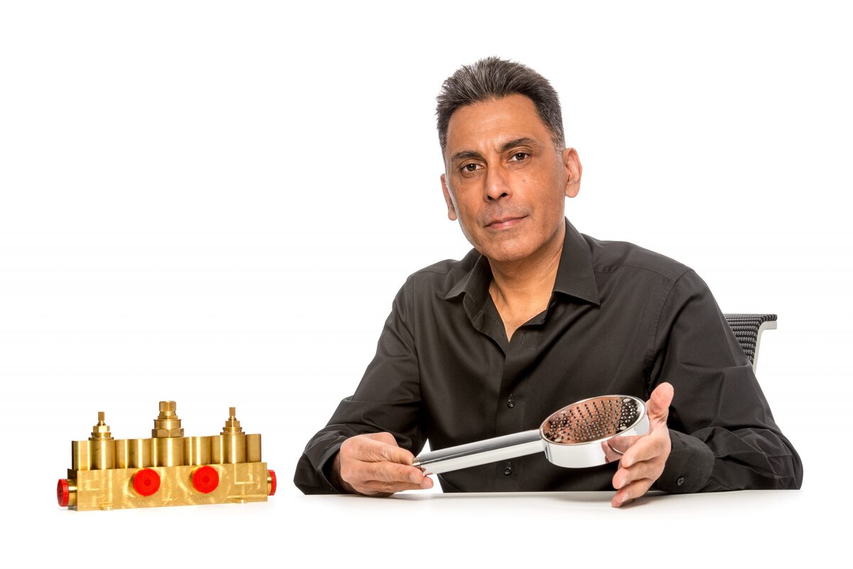 LUXURY SHOWER CREATOR INTRODUCES INDUSTRY FIRST INVENTION