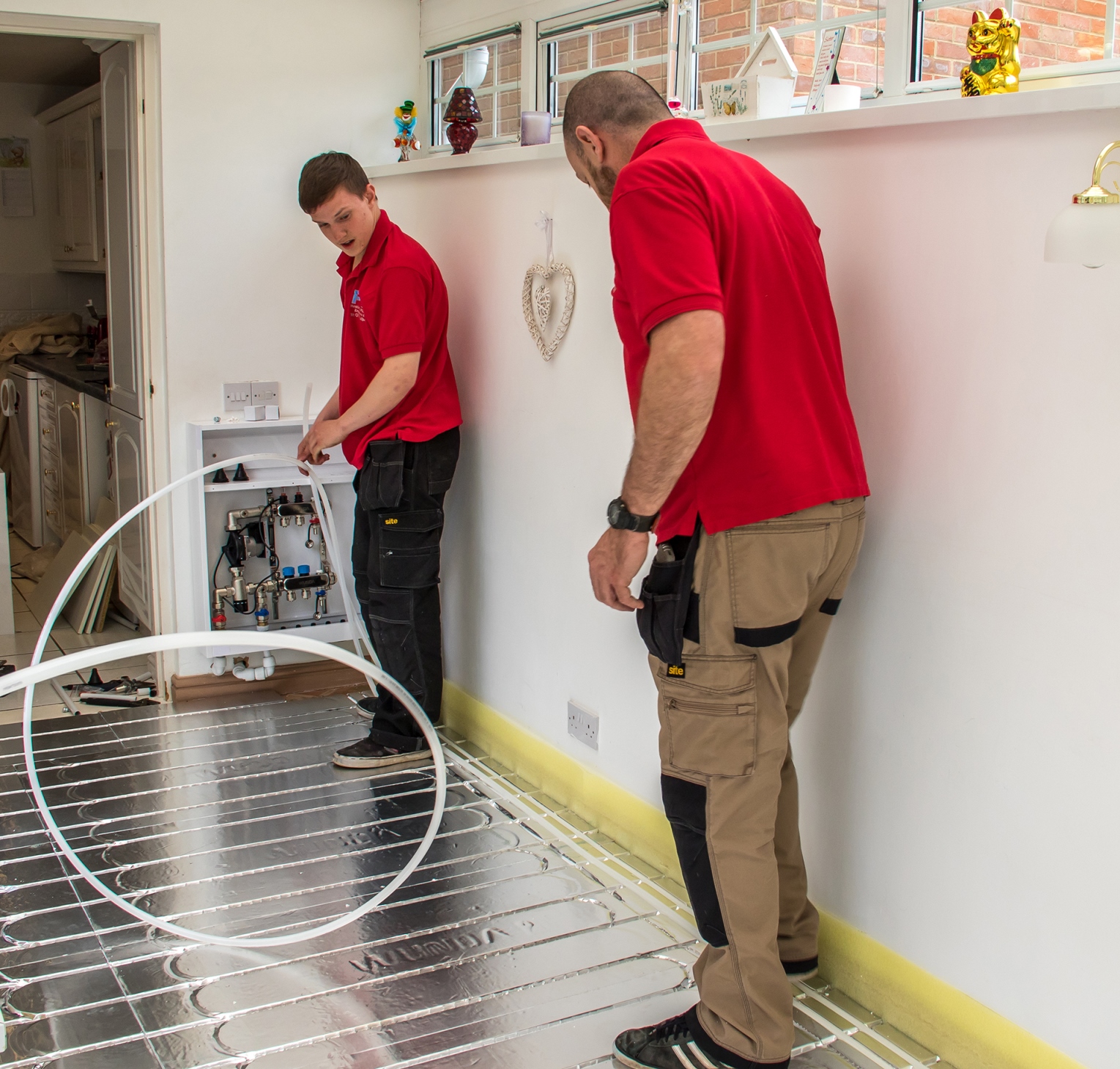WET UNDERFLOOR HEATING BLOWS ELECTRIC OUT OF THE WATER