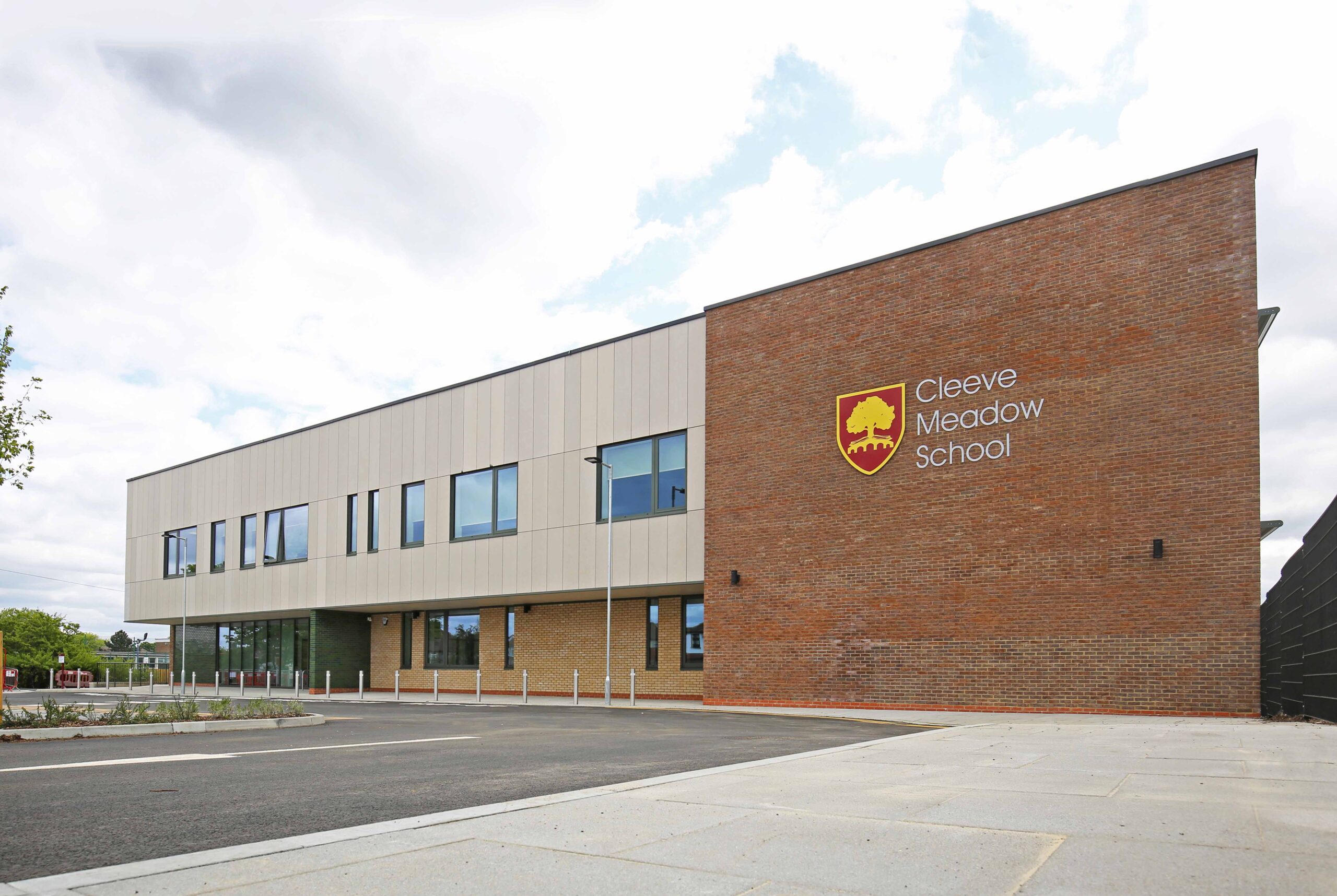 Galliford Try and Pozzoni Architecture complete innovative additional needs school @Pozzoni_Arch