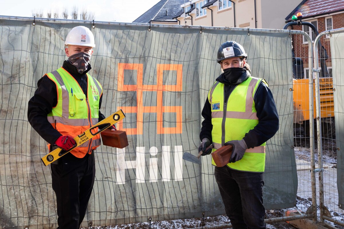 ON SITE IN ALDERSHOT: NEW VIDEOS TO RAISE STANDARDS IN BRICKLAYING TRADE @Hill_Group_UK