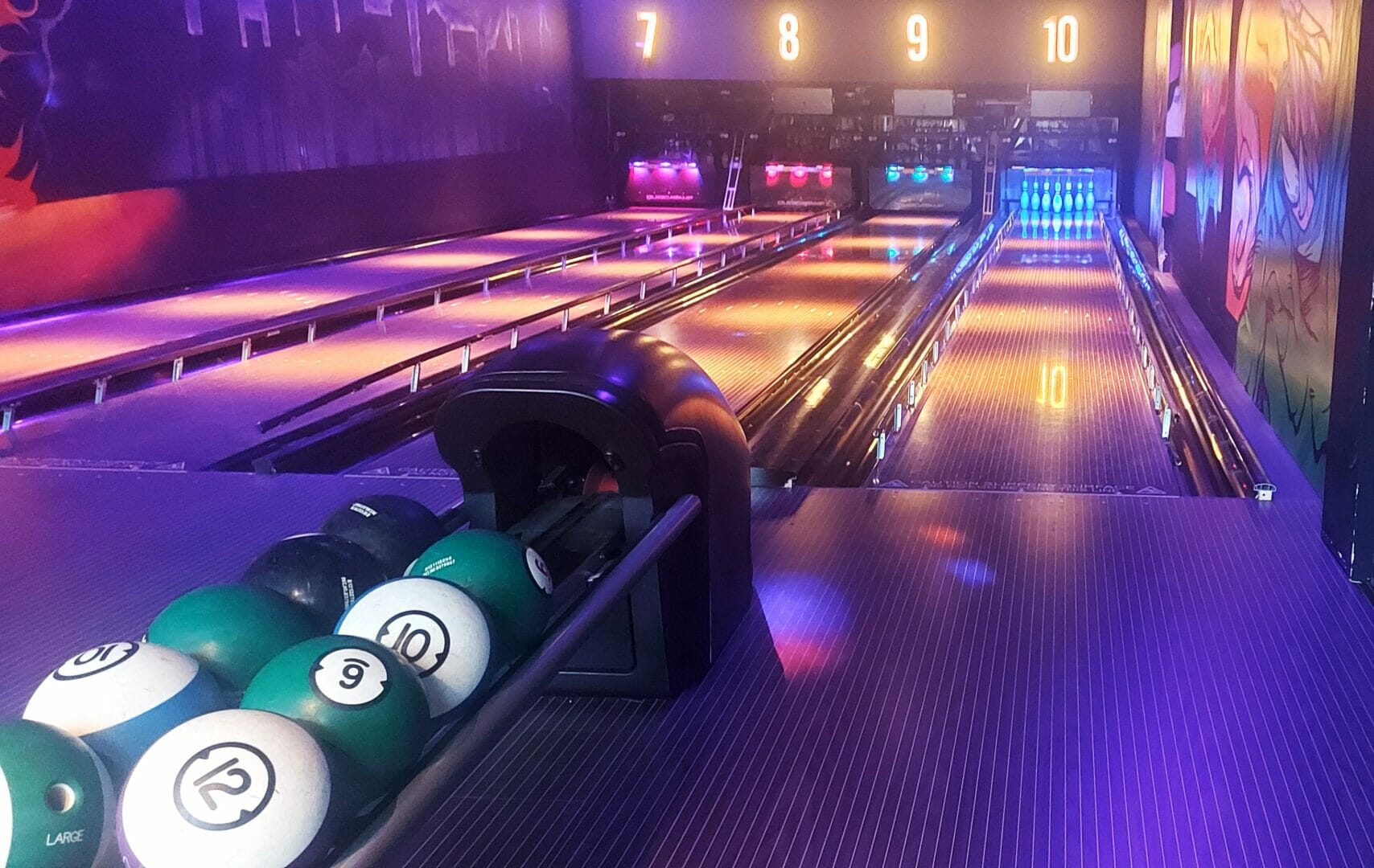 Farrat experience rapid growth in acoustic isolation projects for tenpin bowling alleys as multi-entertainment centres grow.