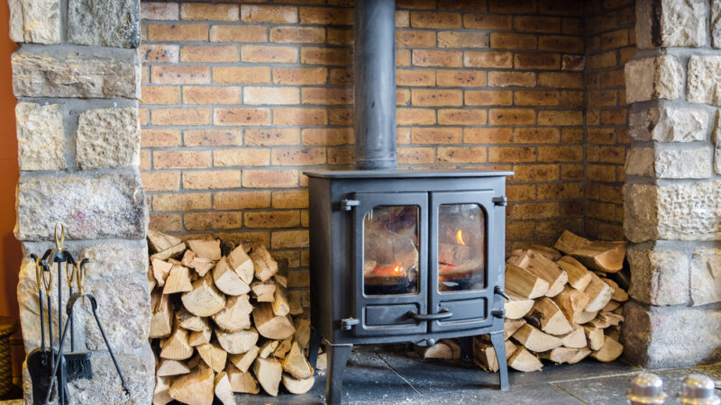 Log Burners vs Central Heating: Choosing the Best Home Heating System