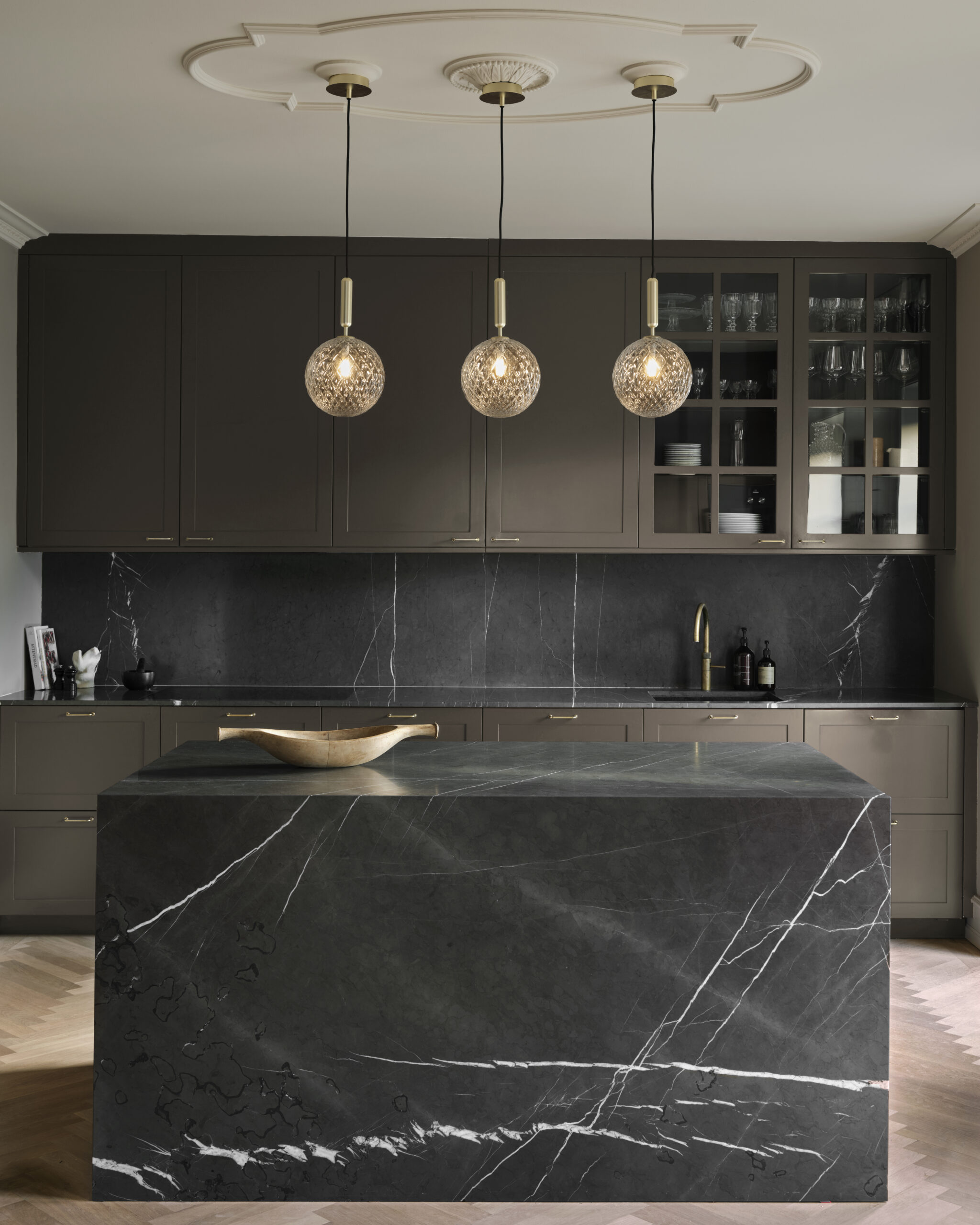 NUURA ILLUMINATES THE ART OF HOME LIGHTING WITH ROOM-BY-ROOM EXPERTISE THIS SPRING